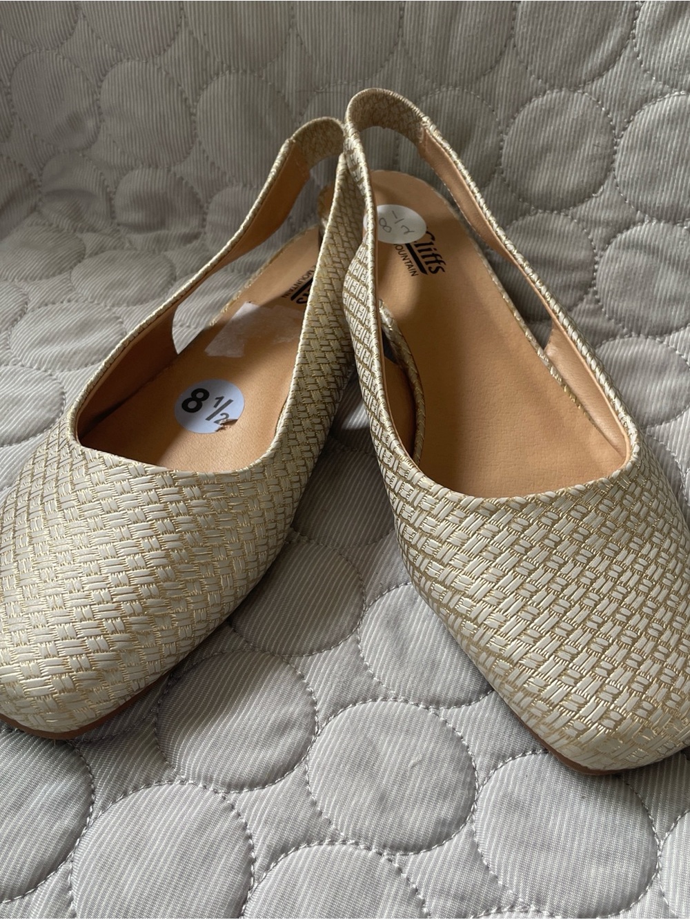 Cliffs by WHITE MOUNTAIN Woven Cream Slingback Flats